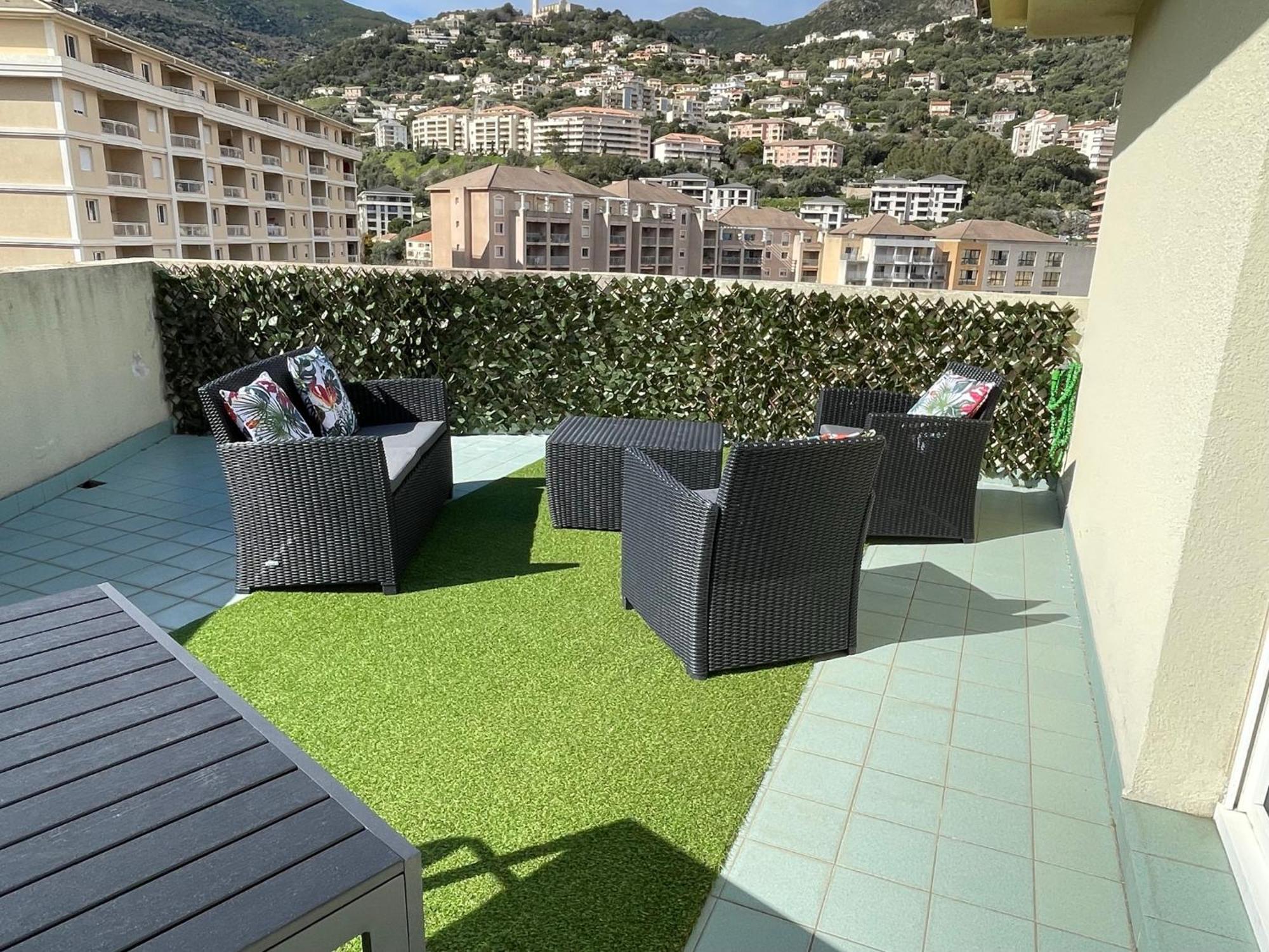 Grand T2 Proche Centre Ville, Vue Mer Et Montagne Бастия Экстерьер фото
